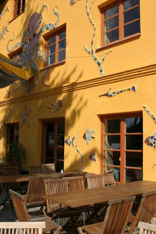 Schiff - * Bihlerdorf